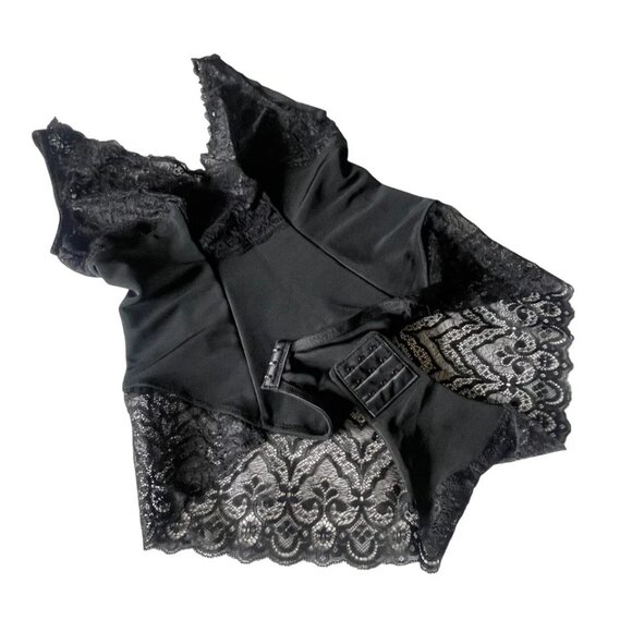 🖤 Lace Patchwork Close Fitting Deep V-Neck Plunging Back Bodysuit Shapewear - Picture 5 of 8